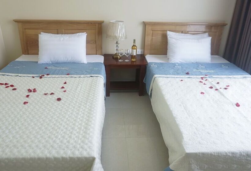 پانسیون Monza Villa