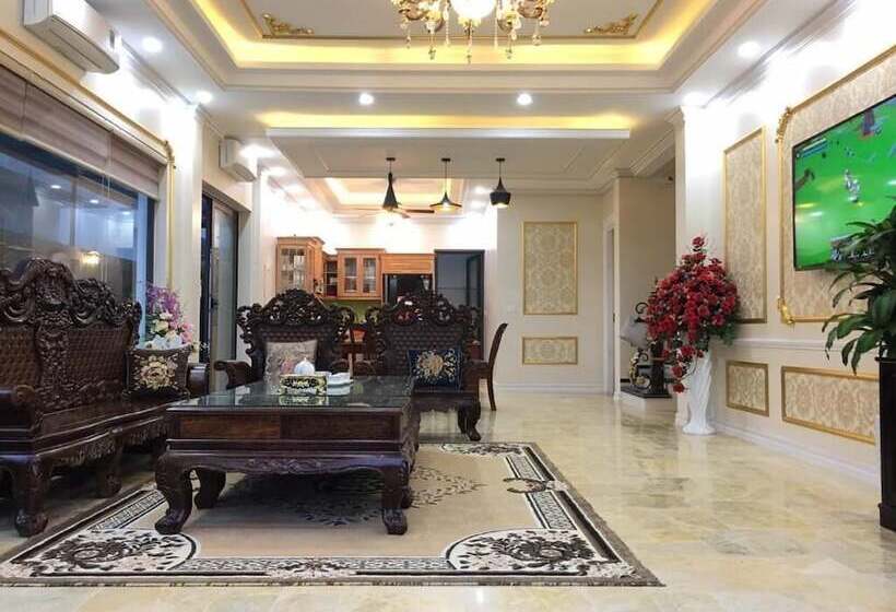 پانسیون Monza Villa