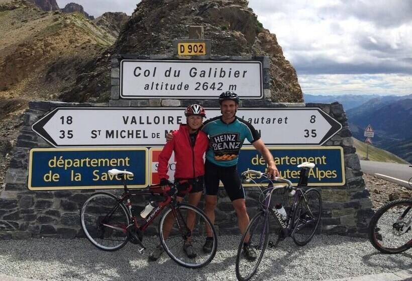 Пансион Mountain Chalet