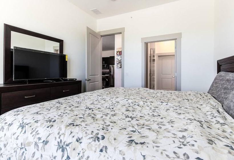 Stayovr At The Star Frisco