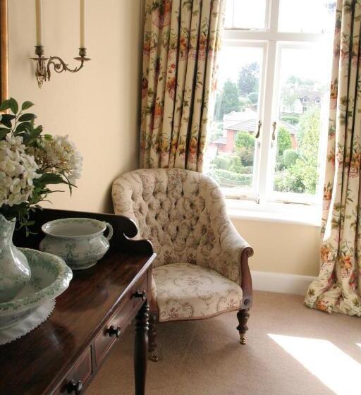 Stoneborough House B&b