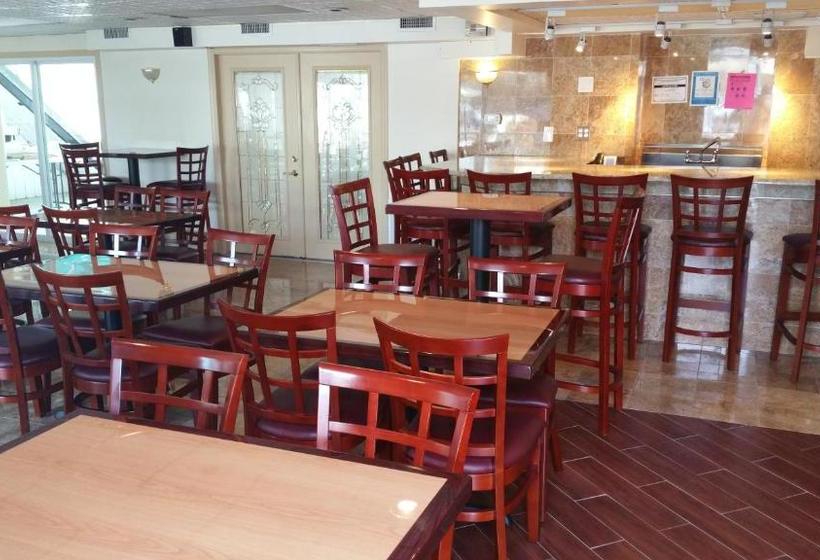 The Amethyst Beach Motel