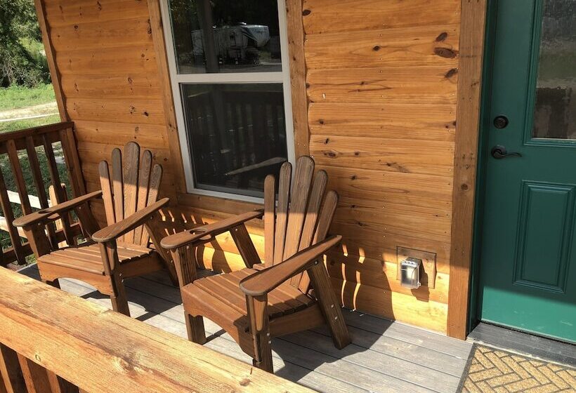 The Silver Spur Resort   Campsite