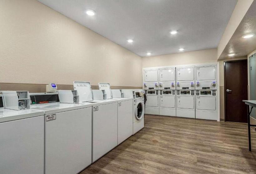 Woodspring Suites Miramar