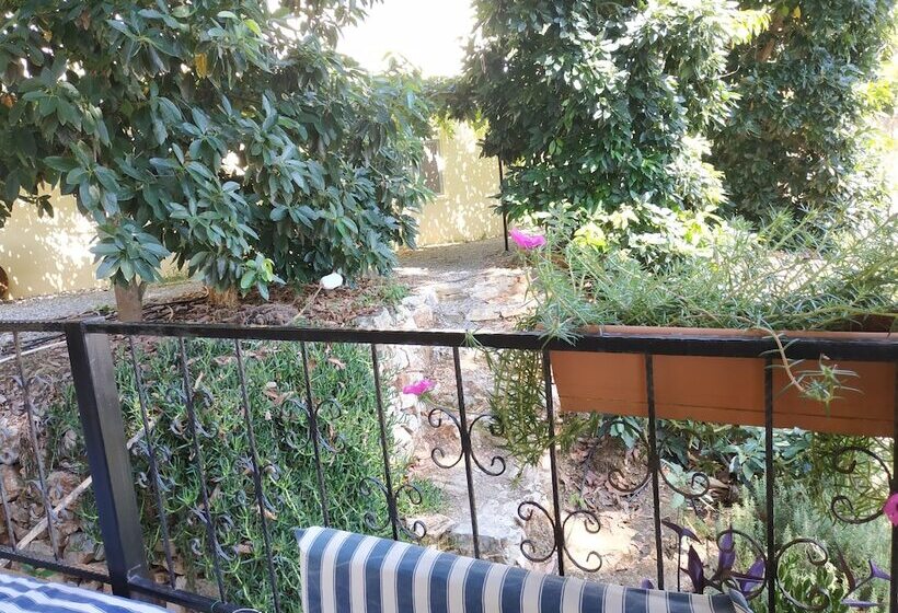 هاستل Zeytinada Pansiyon Ve Gozleme