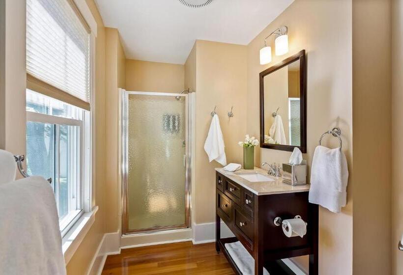 ベッドアンドブレックファースト Abigail's Inn