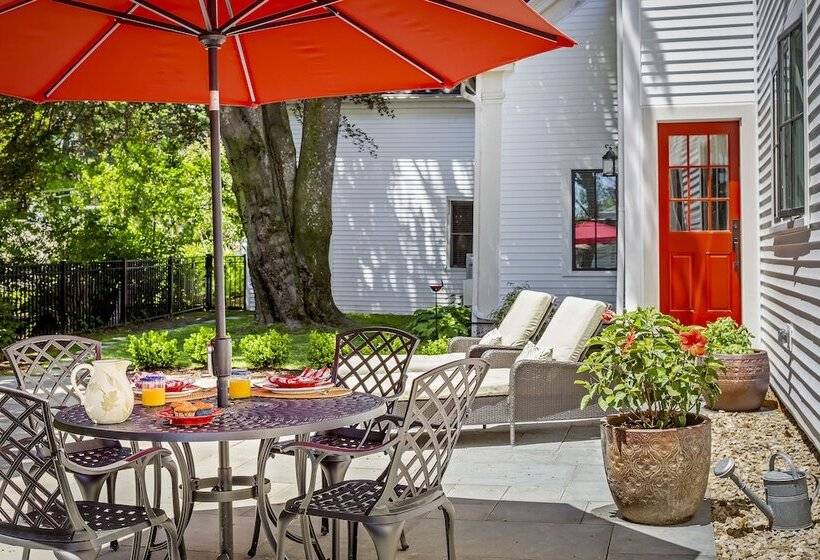 ベッドアンドブレックファースト Abigail's Inn