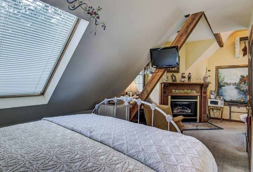 ベッドアンドブレックファースト James Mulvey Carriage House Inn