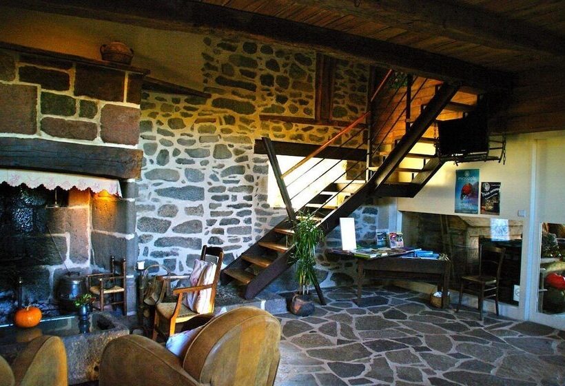 Bed and Breakfast La Ferme De Moulhac