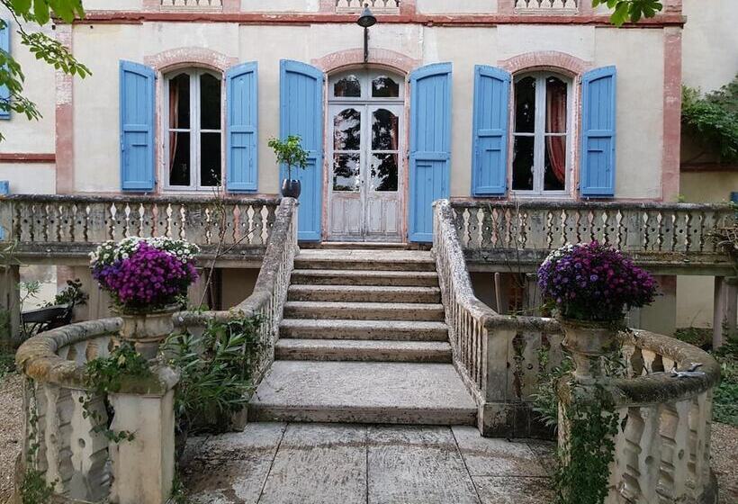 Bed and Breakfast Le Manoir Du Thouron