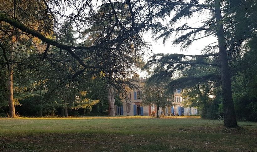 Bed and Breakfast Le Manoir Du Thouron