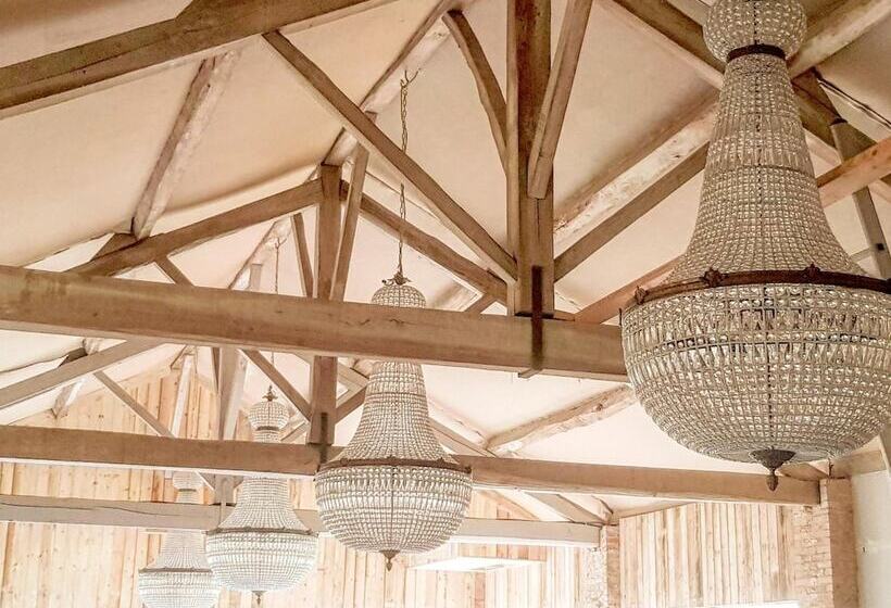 Bed and Breakfast Le Manoir Du Thouron