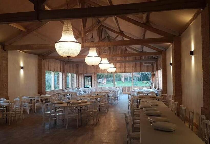 Bed and Breakfast Le Manoir Du Thouron