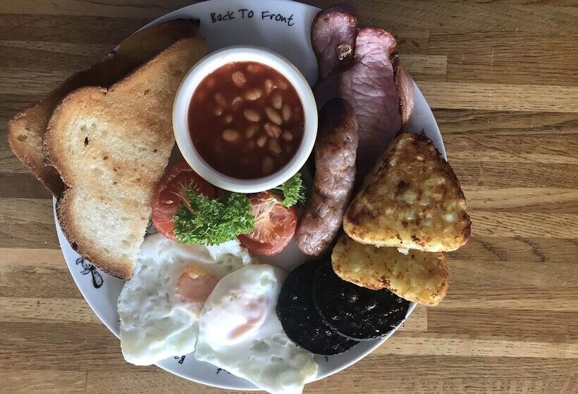 مبيت وإفطار Llangwyryfon Country Breaks