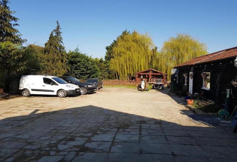 Bed and Breakfast Ottleys Guest House