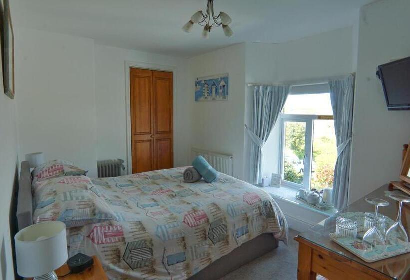 مبيت وإفطار The Old Coach House