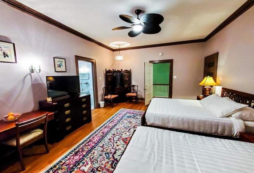 민박 The York Chester Inn