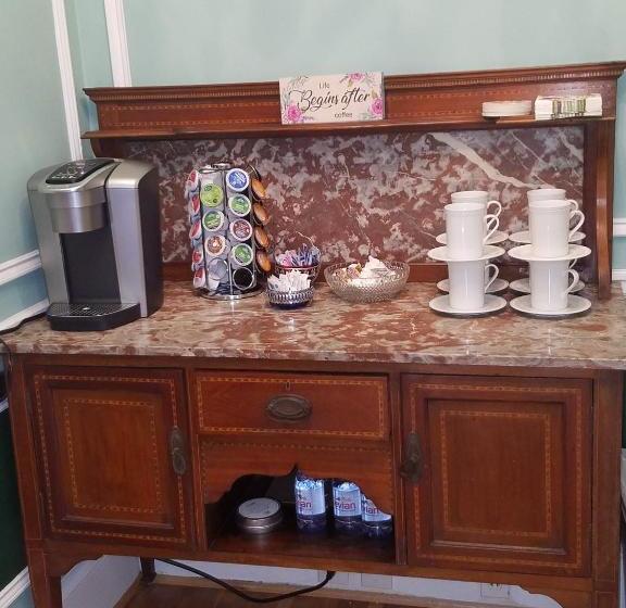 민박 The York Chester Inn