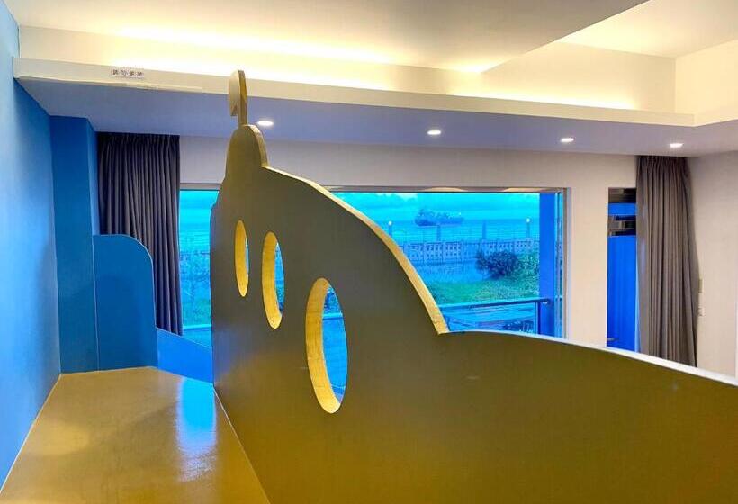 تختخواب و صبحانه Two Home Inn