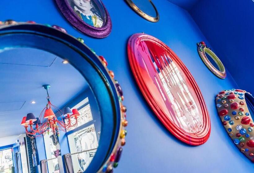 Brit Hotel Privilege Lisieux   La Villa Des Arts