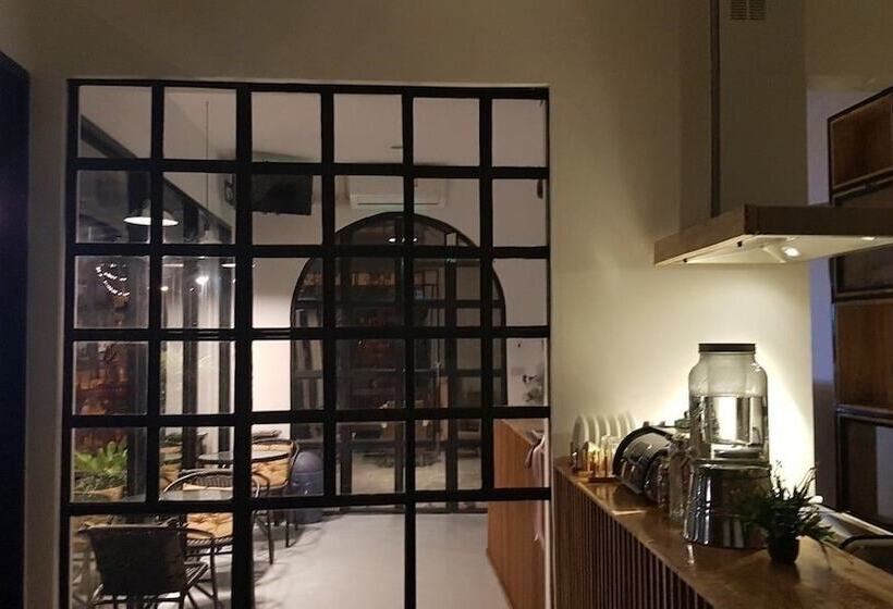 Chan Backpacker Hostel