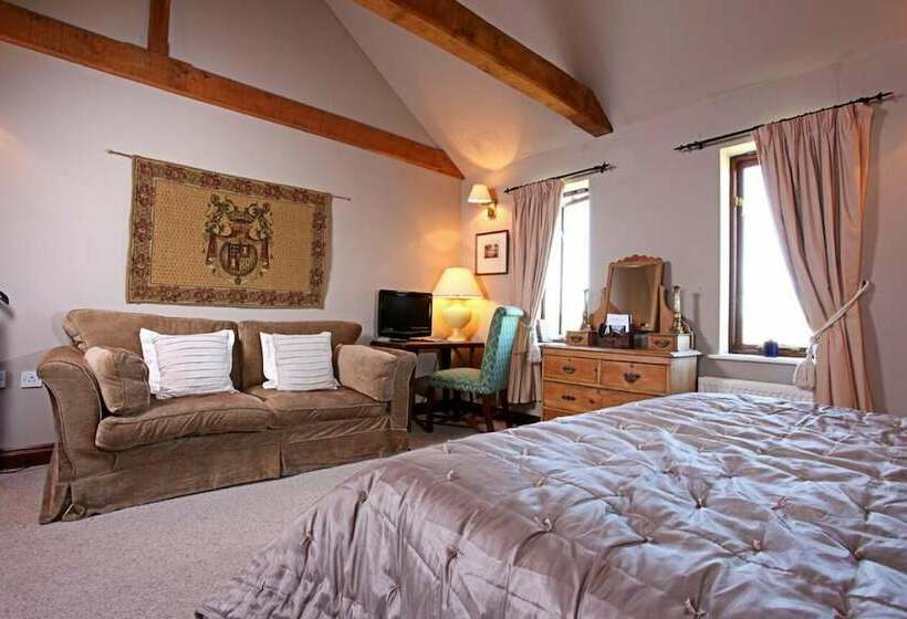 Cornfields Hotel & Restaurant