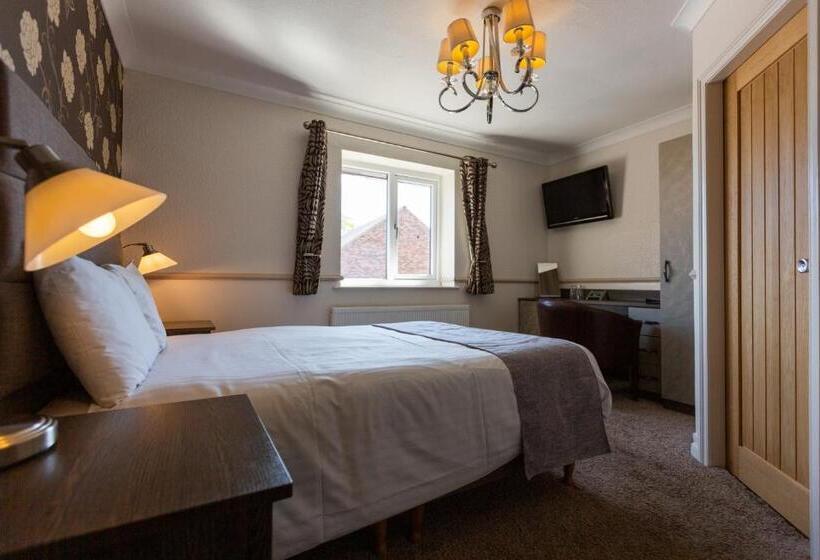 فندق فئة نجمة واحدة The White Swan