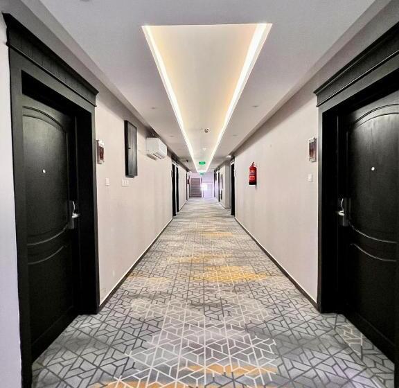 هتل Al Muhaidb Residence Al Maidan