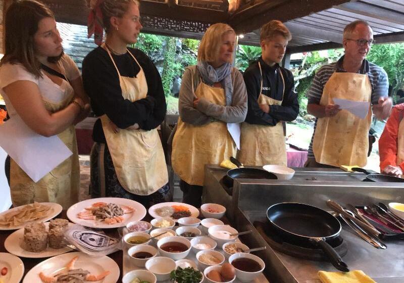 هتل Ancient Huế Garden Houses