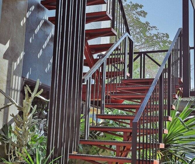 ホテル Bjk Hostel