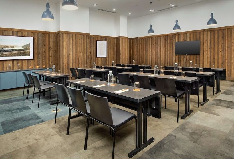 فندق Canopy By Hilton Ithaca Downtown