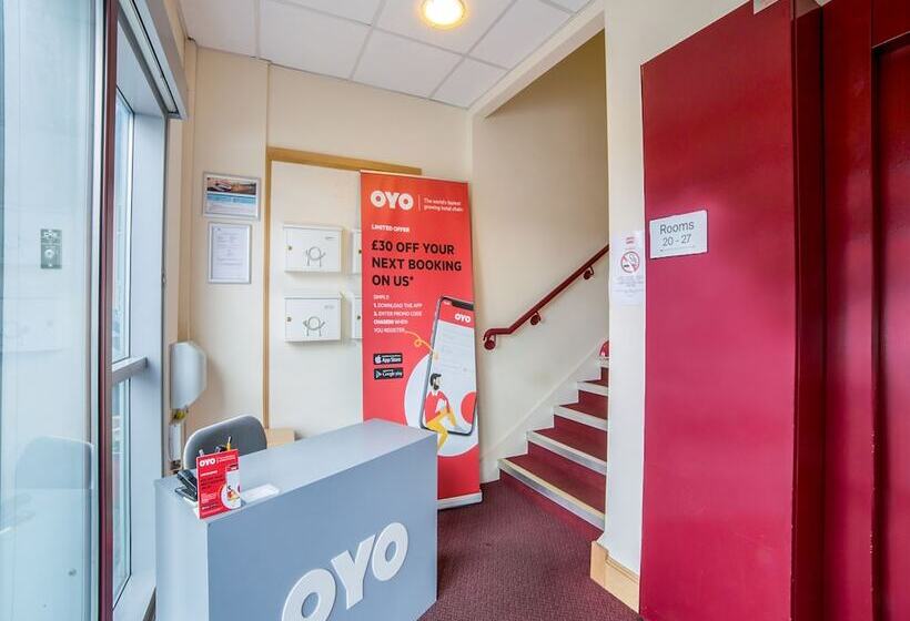 בית מלון כפרי Chase Suites