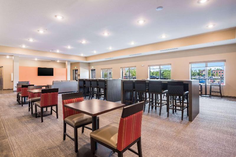 ホテル Comfort Suites Marysville Columbus  Northwest