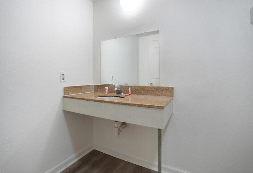 OYO Hotel Decatur I-285 The Perimeter