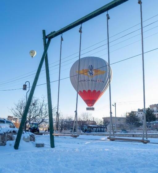 ホテル Design Cave