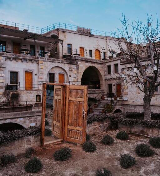 ホテル Design Cave