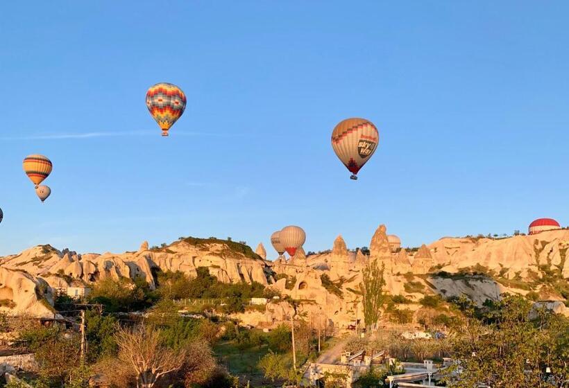 ホテル Design Cave