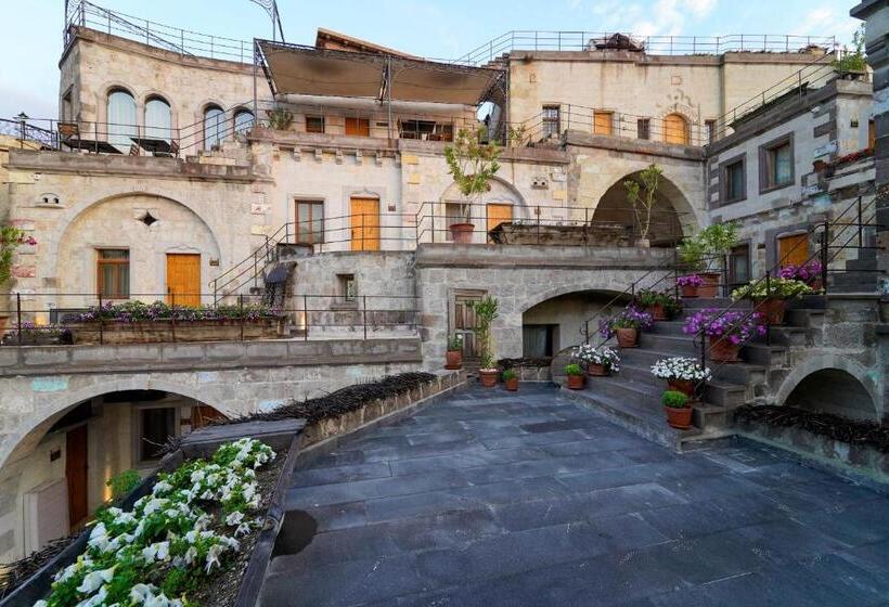 ホテル Design Cave