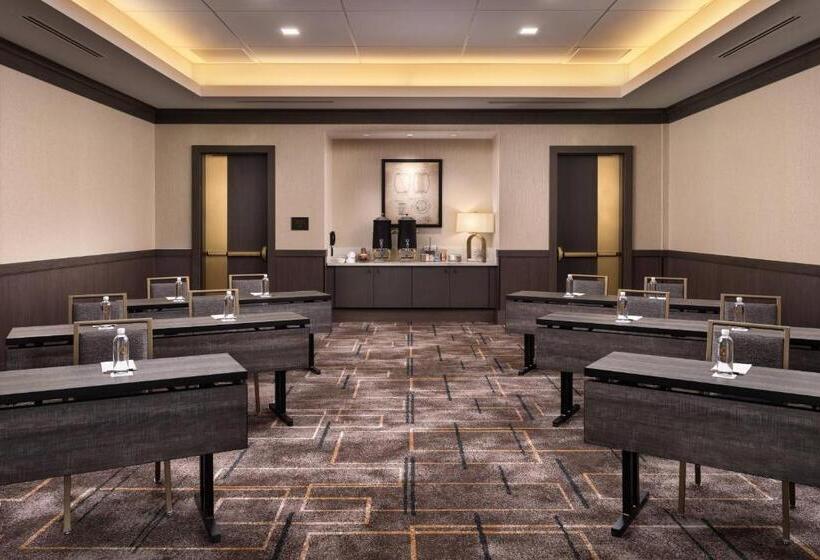 هتل Distil, Autograph Collection