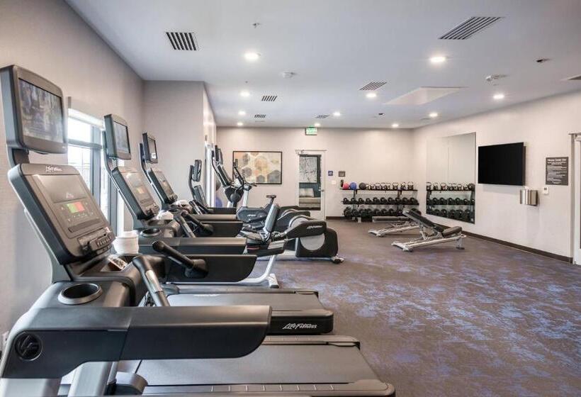 فندق Fairfield Inn & Suites San Jose North/silicon Valley