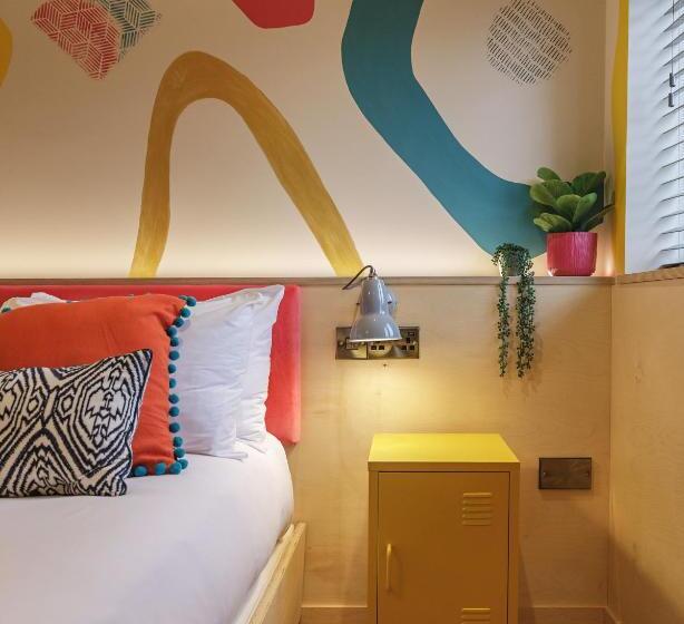 فندق Ffolkes Arms