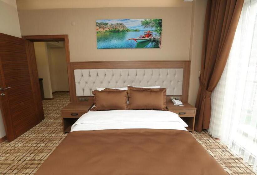 בית מלון כפרי Grand Mela