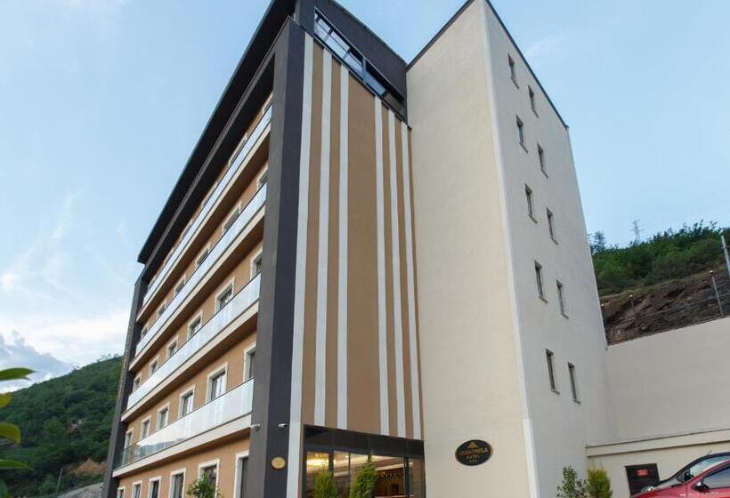 בית מלון כפרי Grand Mela