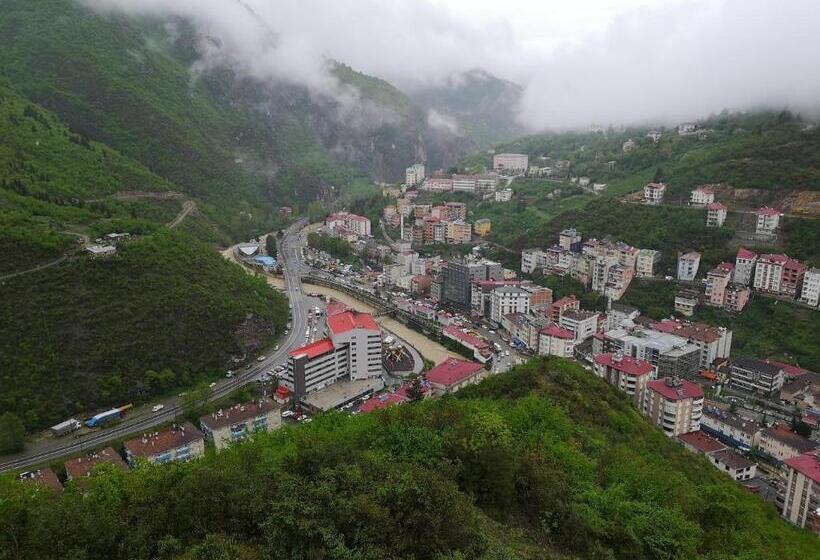 בית מלון כפרי Grand Mela