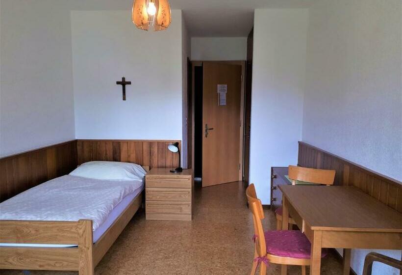 בית מלון כפרי Gästehaus St. Ursula