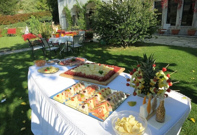 בית מלון כפרי Gästehaus St. Ursula