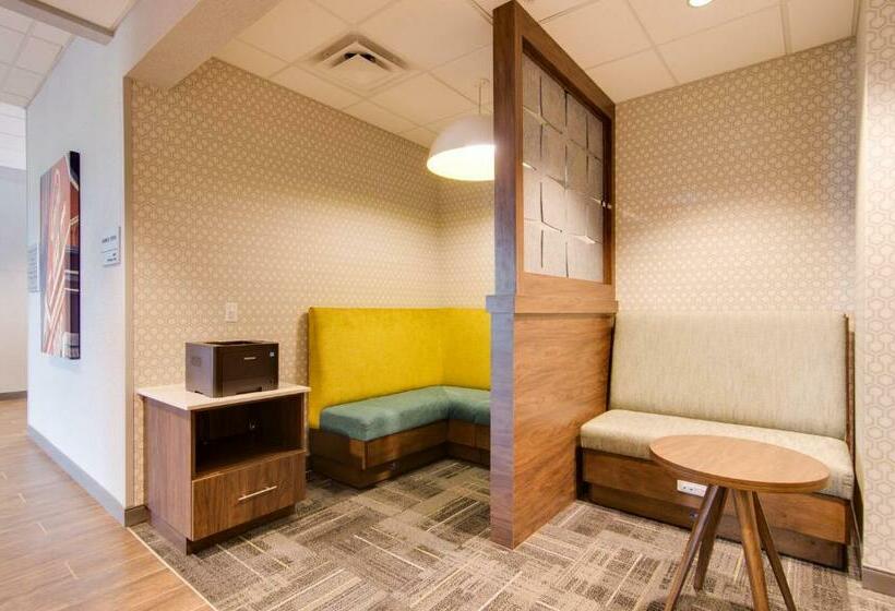 فندق Hampton Inn & Suites Nashville North Skyline