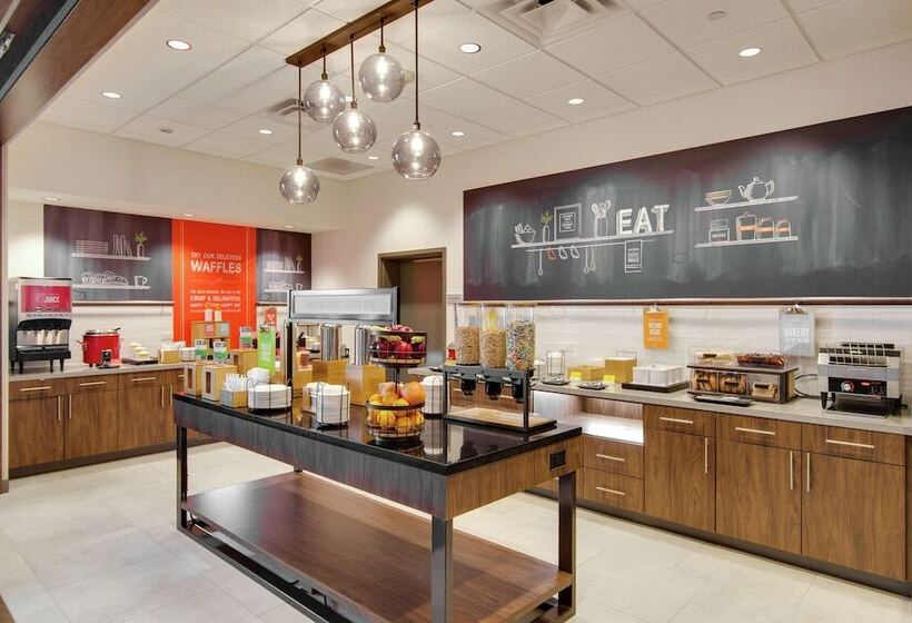 فندق Hampton Inn & Suites Nashville North Skyline