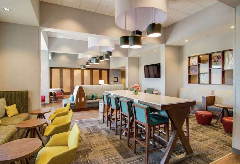 فندق Hampton Inn & Suites Nashville North Skyline