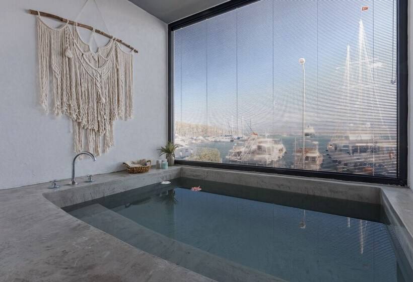 فندق Harbour Suites Fethiye